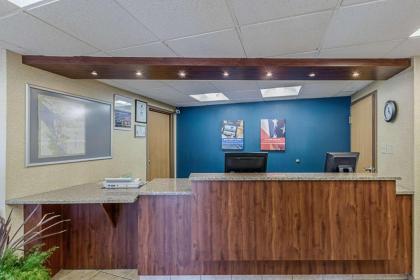 Motel 6-La Crosse WI - image 21