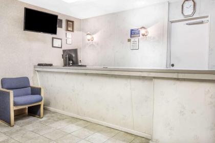Travelodge by Wyndham La Grande - image 7