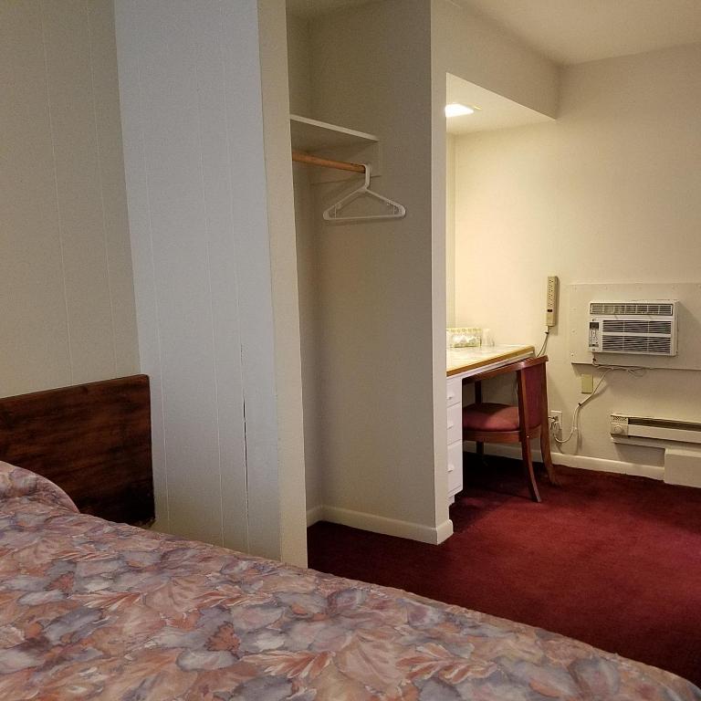 Greenwell Motel - image 5