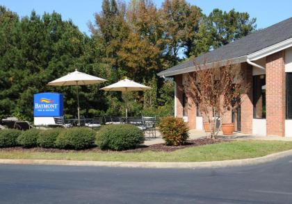 Baymont by Wyndham LaGrange - image 20