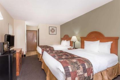 Baymont by Wyndham LaGrange - image 6