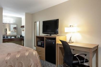 Quality Inn Lagrange - image 2