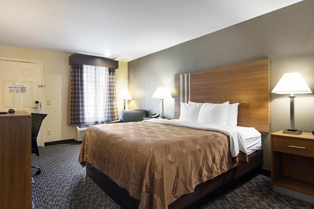 Quality Inn Lagrange - image 6