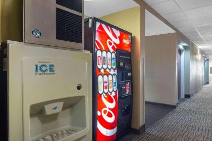 Comfort Inn & Suites LaGrange - image 11