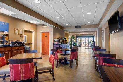 Comfort Inn & Suites LaGrange - image 13