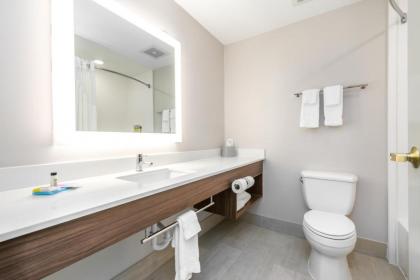 Holiday Inn Express Hotel & Suites Lagrange I-85 an IHG Hotel - image 12