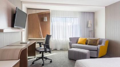 Courtyard by Marriott LaGrange - image 8