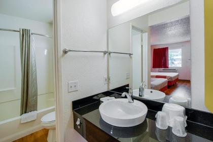 Motel 6-La Mesa CA - San Diego - image 9