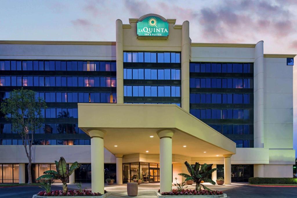 La Quinta by Wyndham Buena Park - main image