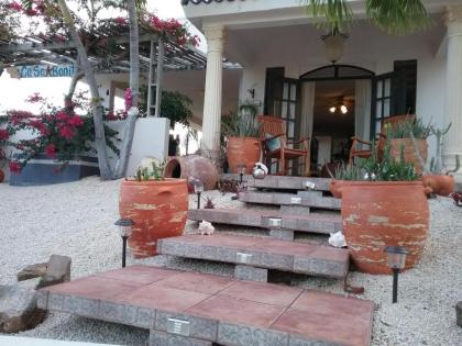 Casa Bonita Inn - image 4