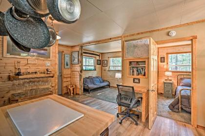 High Lakes Hideaway La Pine Fishing Cabin! - image 8
