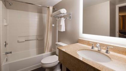 Best Western La Plata Inn - image 14