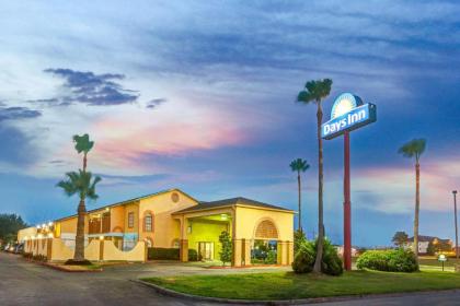 Americas Best Value Inn & Suites La Porte/Houston - image 12