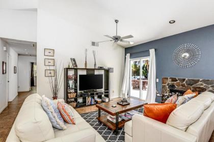 Tropical Retreat - image 2