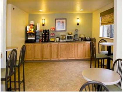 Super 8 by Wyndham Lacey Olympia Area - image 6
