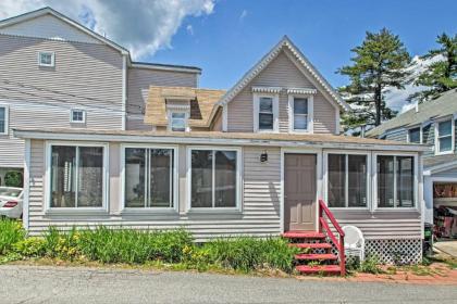 Bayside Weirs Beach Cottage Less Than Half Mile to Pier!