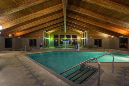 Cobblestone Hotel & Suites - Ladysmith - image 9