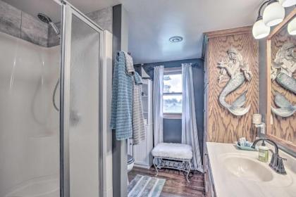 Eclectic Ladysmith Hideaway Hike and Hunt! - image 14