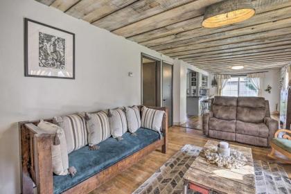 Eclectic Ladysmith Hideaway Hike and Hunt! - image 4