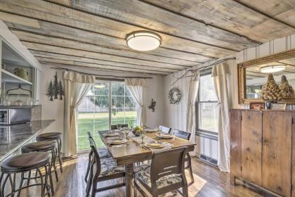 Eclectic Ladysmith Hideaway Hike and Hunt! - image 5