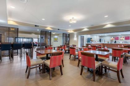 Comfort Suites Lafayette University Area - image 2