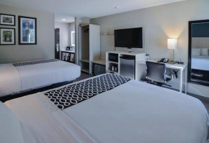 Best Western Plus Lafayette Hotel University Area - image 3