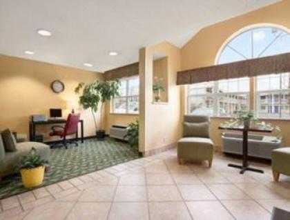 Days Inn & Suites by Wyndham Lafayette IN - image 2