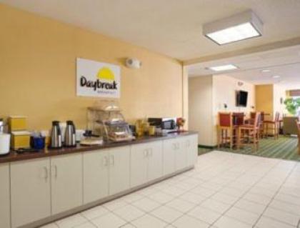 Days Inn & Suites by Wyndham Lafayette IN - image 3