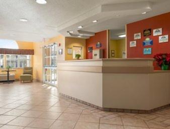 Days Inn & Suites by Wyndham Lafayette IN - image 4