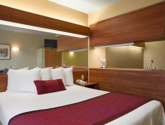 Days Inn & Suites by Wyndham Lafayette IN - image 6