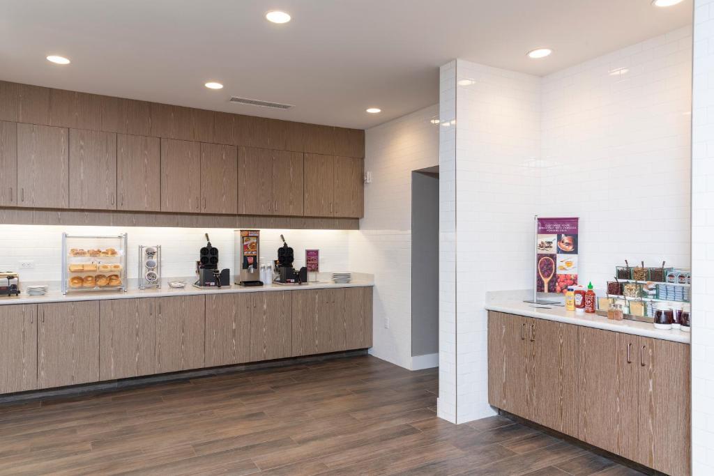 Residence Inn by Marriott Lafayette - image 2