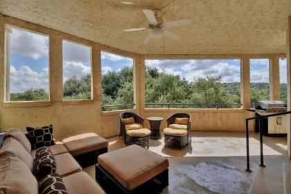 The Retreat @ The Island on Lake Travis
