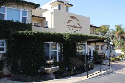 Seaside Laguna Inn & Suites - image 3