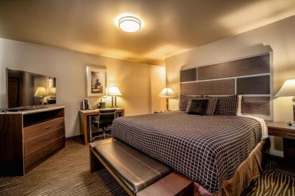 Crescent Bay Inn - image 10
