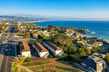 Crescent Bay Inn - image 4