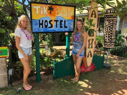Tiki Beach Hostel Maui