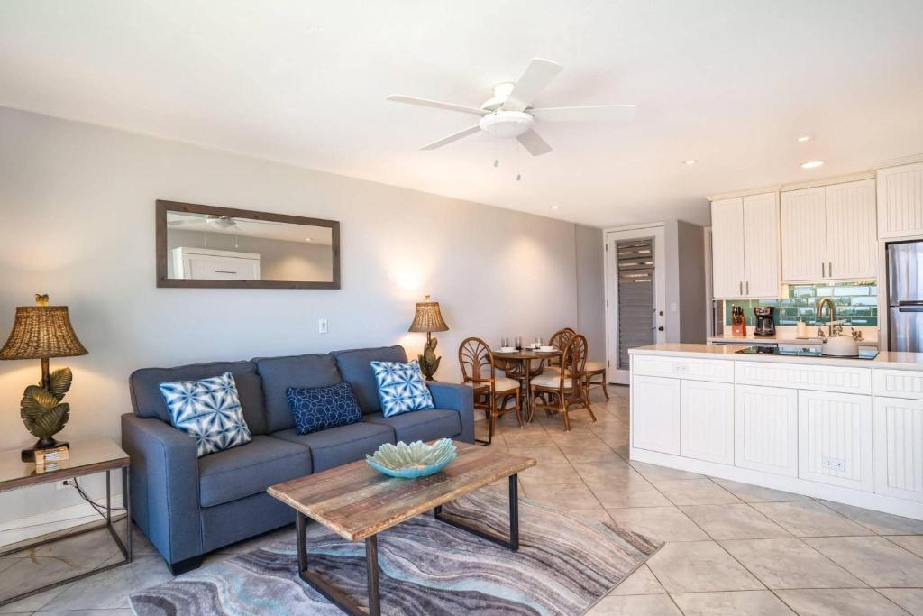 Hale Kai 115 by Coldwell Banker Island Vacations - main image