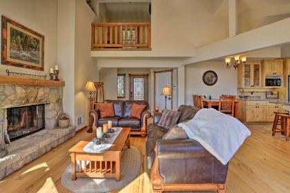 Quiet Family Cabin with Lake Arrowhead Views! - image 3