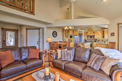 Quiet Family Cabin with Lake Arrowhead Views! - image 5