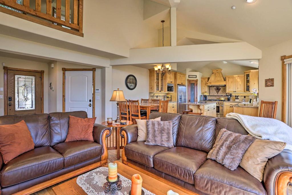 Quiet Family Cabin with Lake Arrowhead Views! - image 5