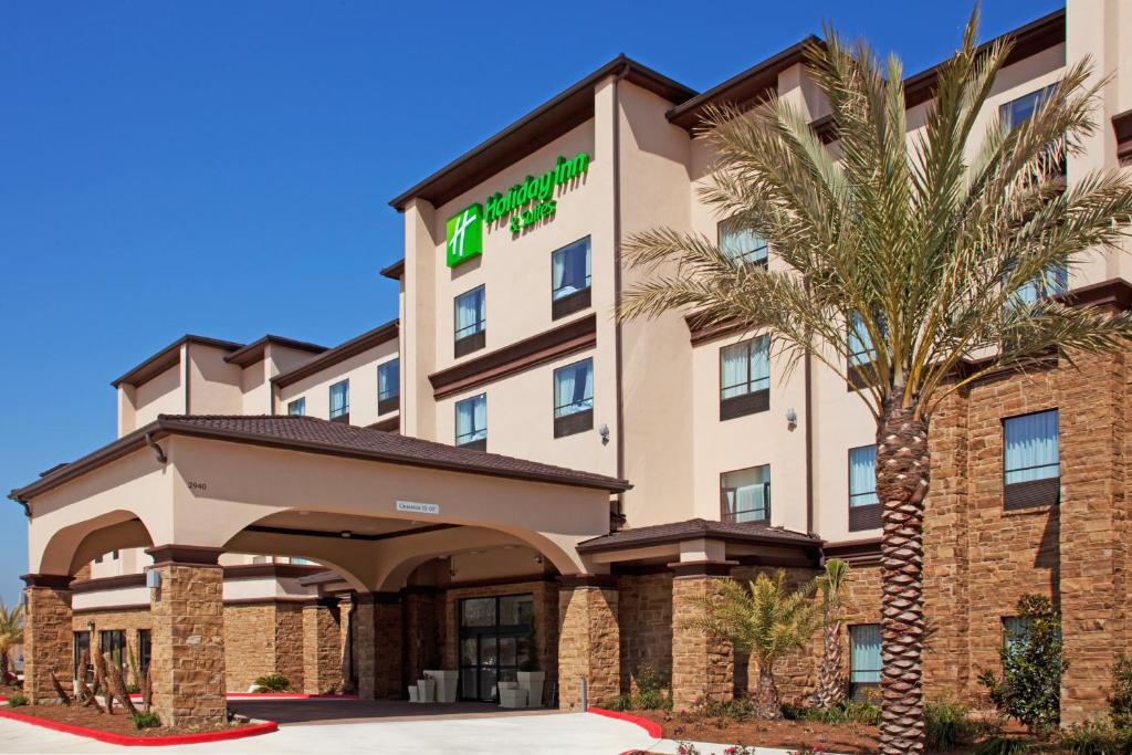 Holiday Inn Hotel & Suites Lake Charles South an IHG Hotel - main image