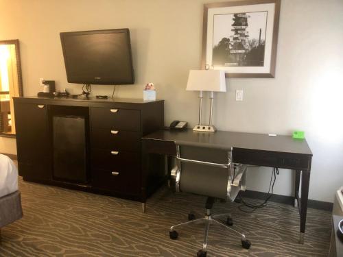 La Quinta by Wyndham Lake Charles Casino Area - image 2