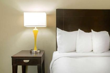 La Quinta by Wyndham Lake Charles Casino Area - image 6