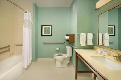 Hampton Inn Lake Charles - image 5