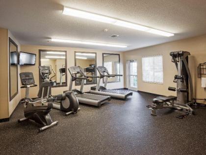 Candlewood Suites Lake Charles South - image 7