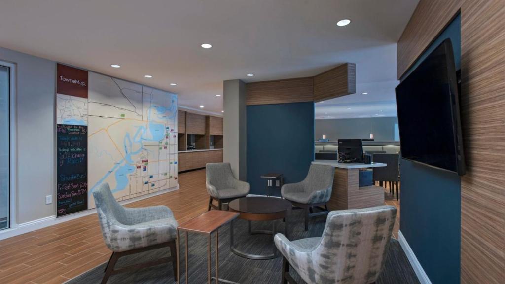 TownePlace by Marriott Suites Lake Charles - main image