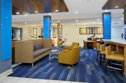 Holiday Inn Express & Suites Lake Charles South - image 13