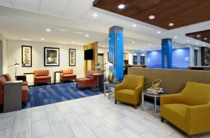 Holiday Inn Express & Suites Lake Charles South - image 5