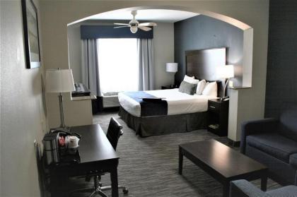 Best Western Plus Lake Dallas Inn & Suites - image 10