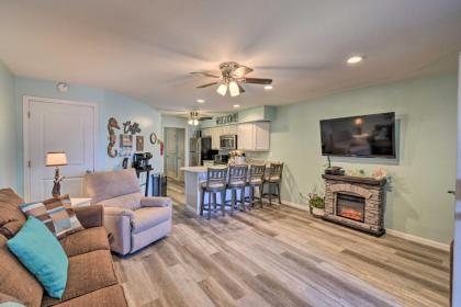 Waterfront Lake Delton Condo with Pool and Spa Access Lake Delton